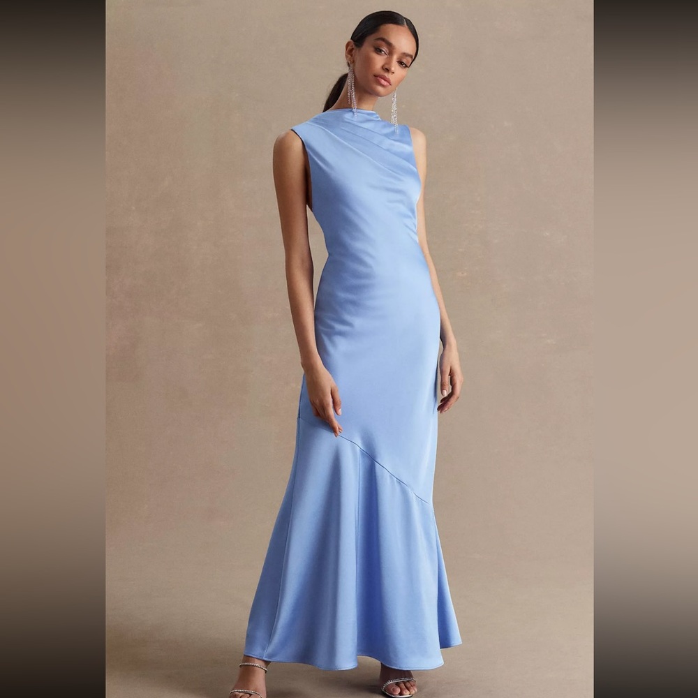 SIGNIFICANT OTHER | LANA
COWL-NECK TIE-BACK SATIN
MAXI DRESS